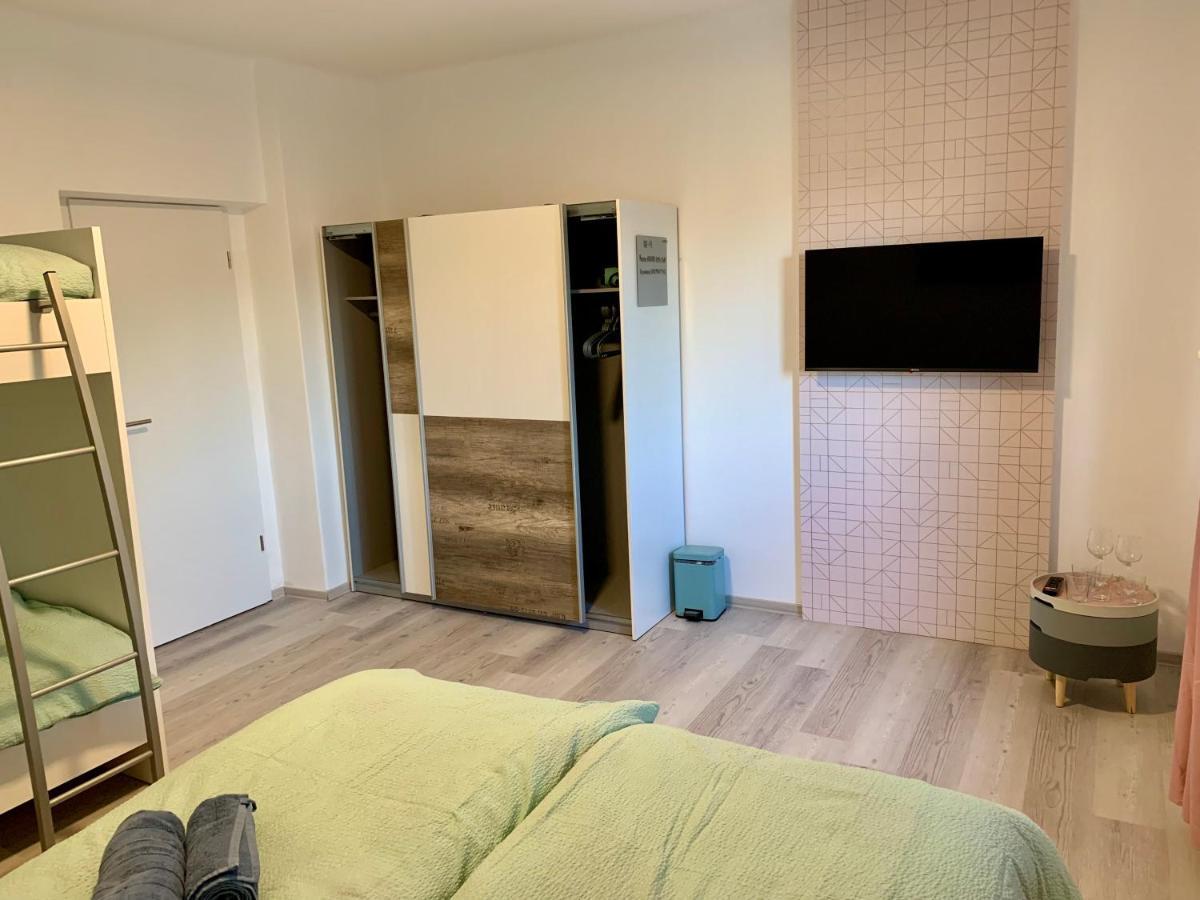 פטוי Rooms Optim מראה חיצוני תמונה