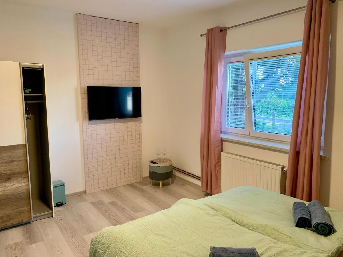פטוי Rooms Optim מראה חיצוני תמונה